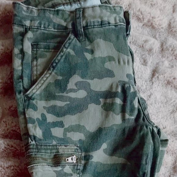 Forever 21 Military pants - Picture 1 of 3